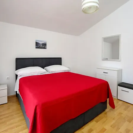 Sime Apartment Bibinje